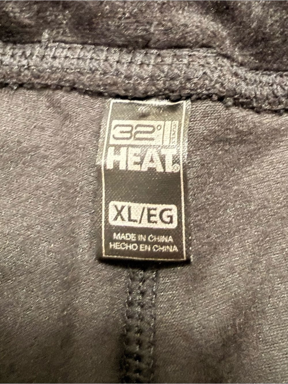 32 Degrees Black Plush Velour Jogger Pants - Picture 5 of 8